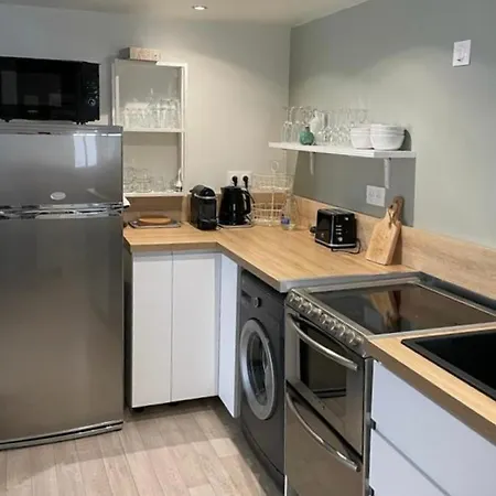 Small And Cosy Renovated House Sainte-Marie-de-Ré